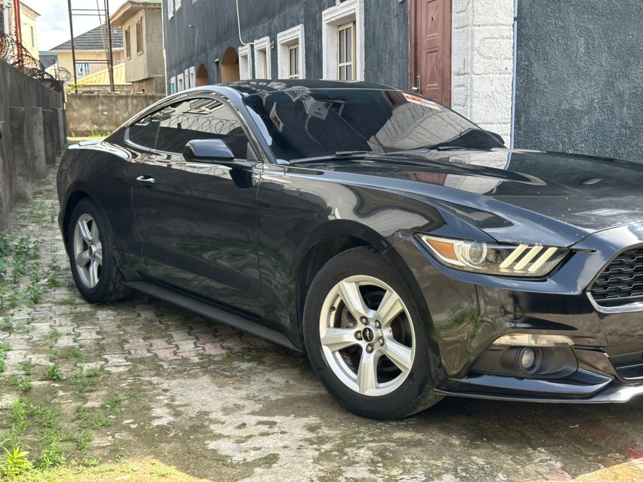 Vehicle - Image 7