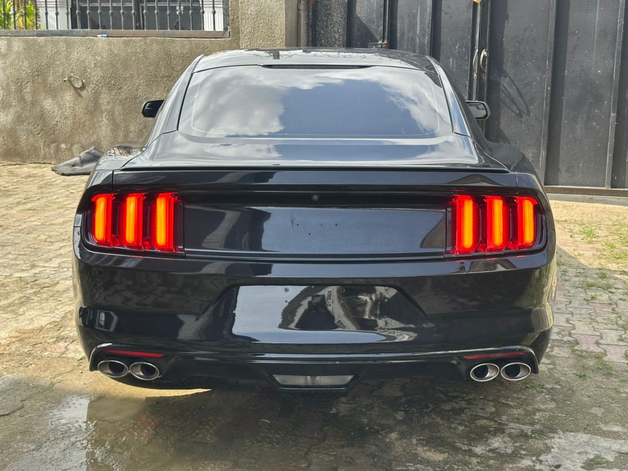Vehicle - Image 8