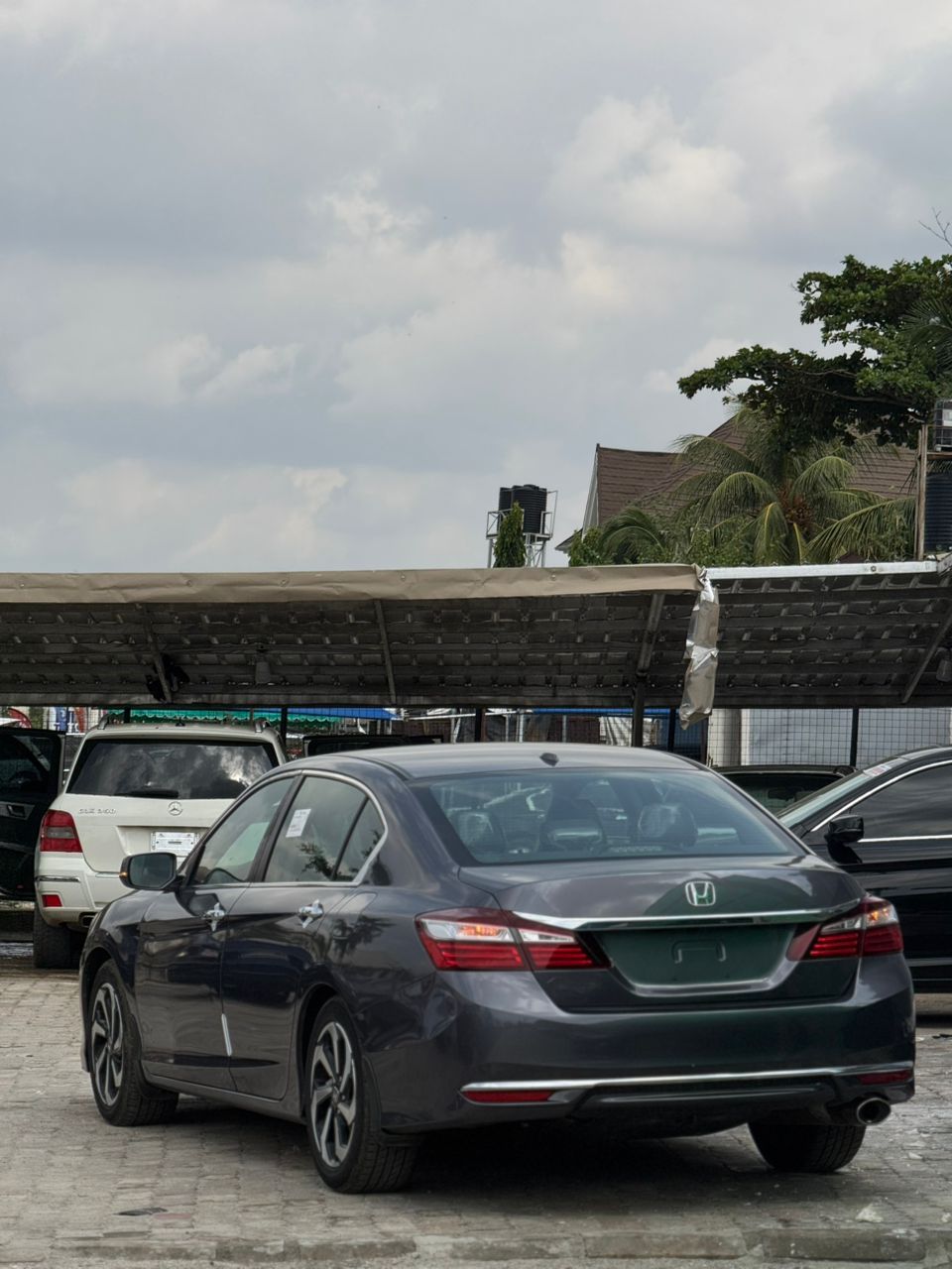 Vehicle - Image 3