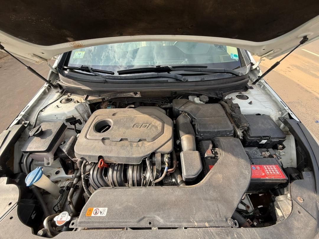 Vehicle - Image 6
