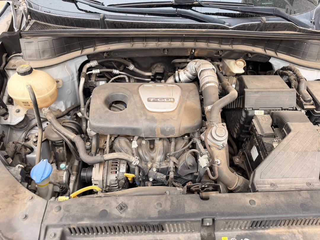 Vehicle - Image 7