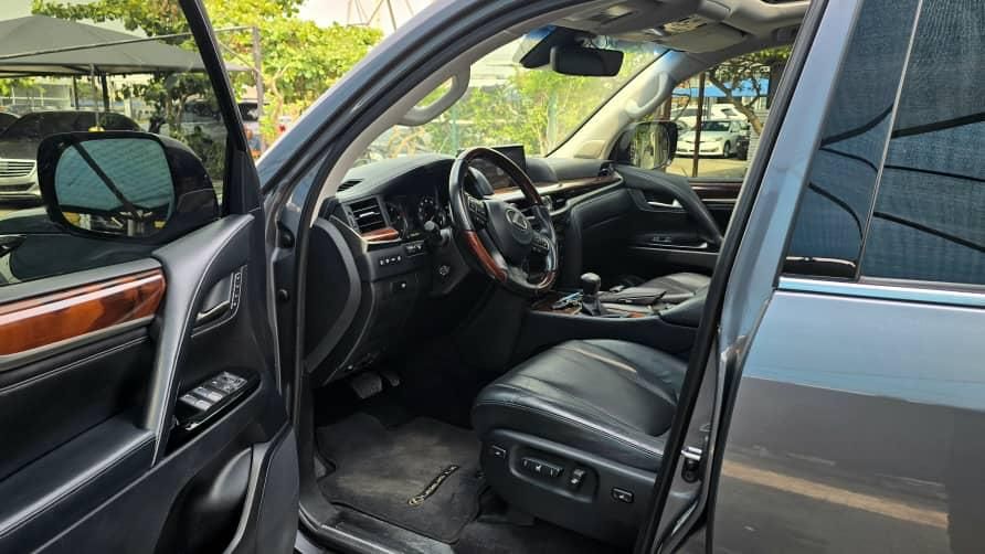 Vehicle - Image 5