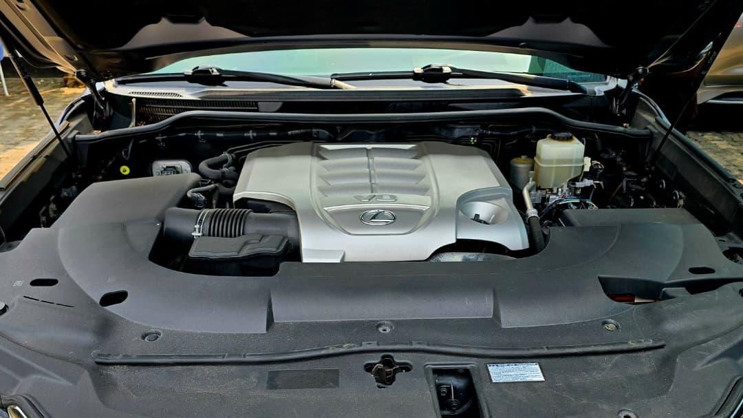 Vehicle - Image 11