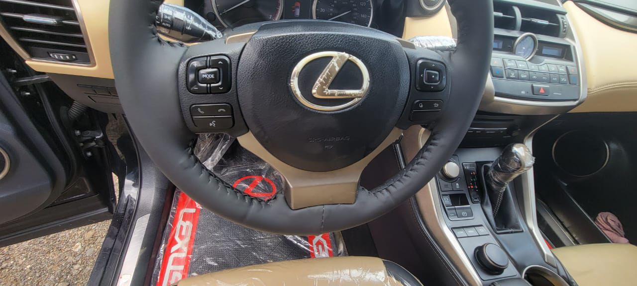 Vehicle - Image 9