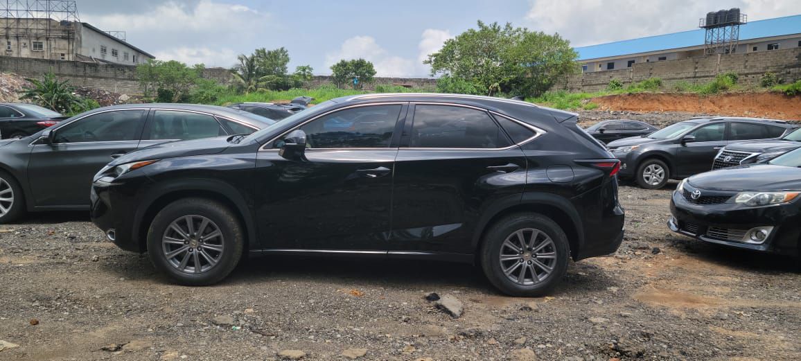 Vehicle - Image 6
