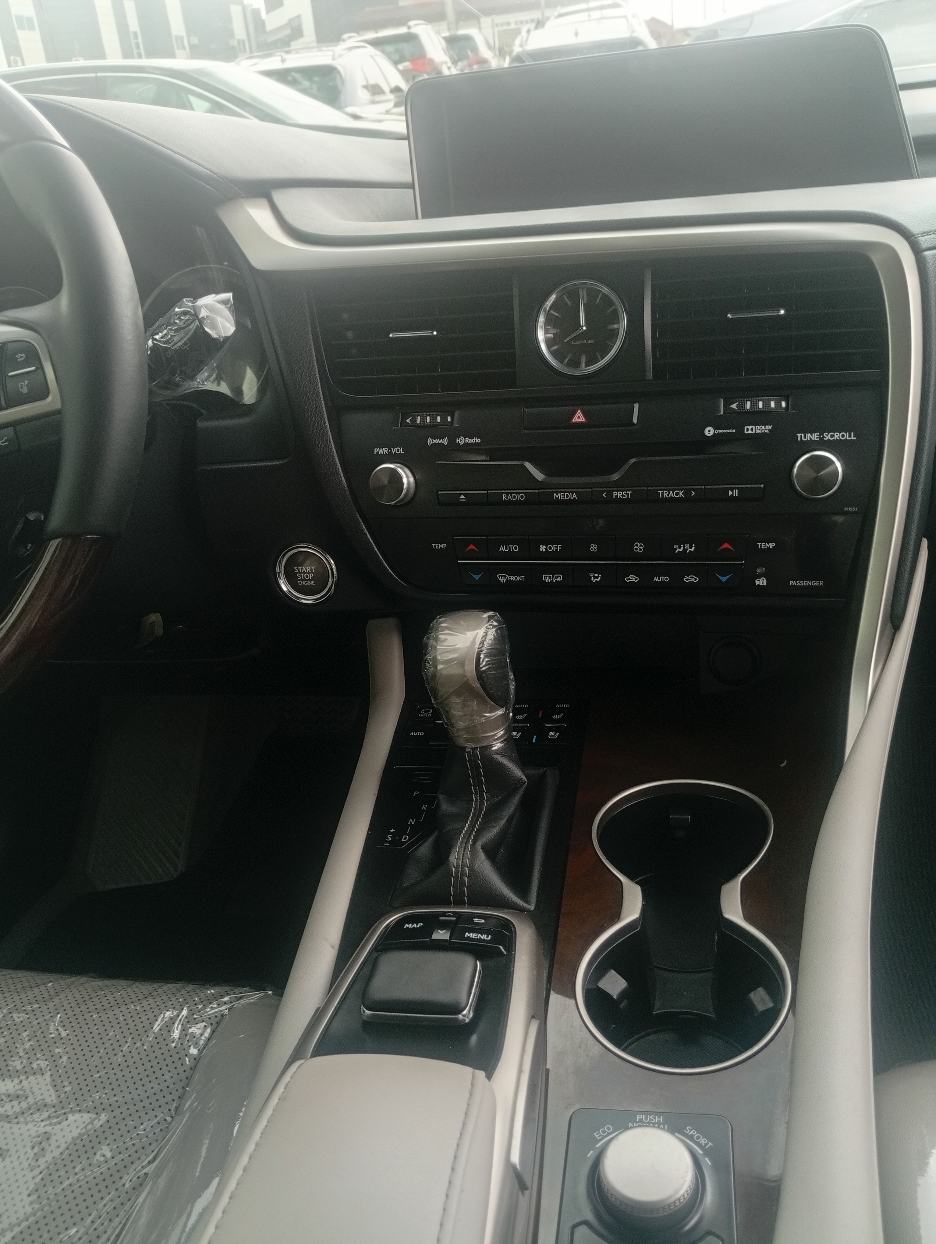 Vehicle - Image 11