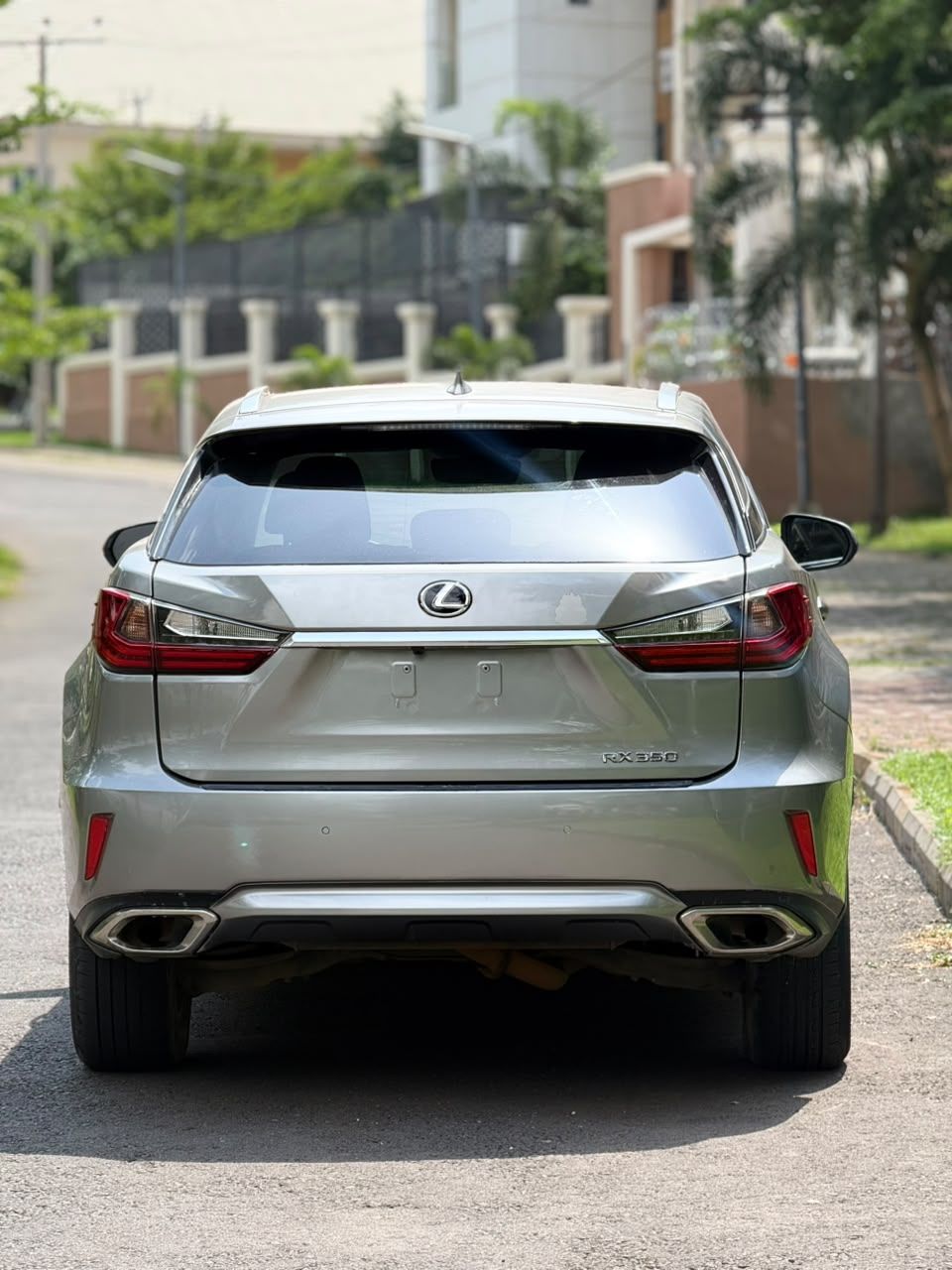 Vehicle - Image 9