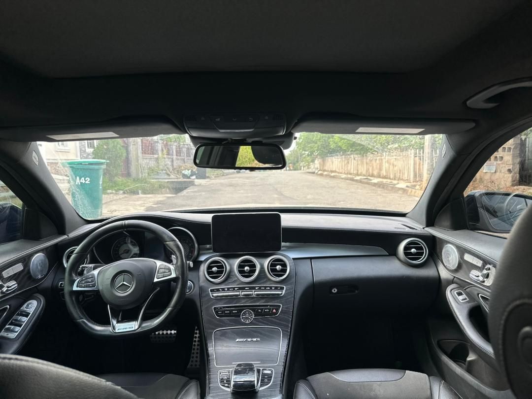 Vehicle - Image 20