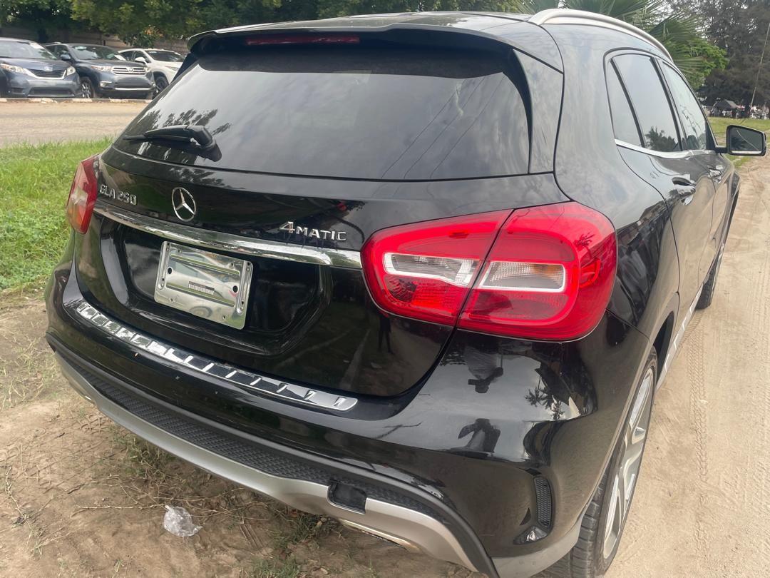 2017 Mercedes-Benz GLA 250 - Image 1