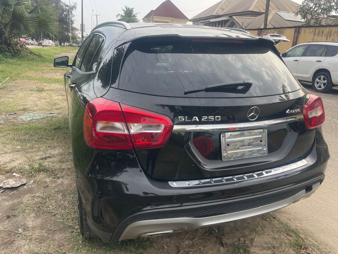 Vehicle - Image 6