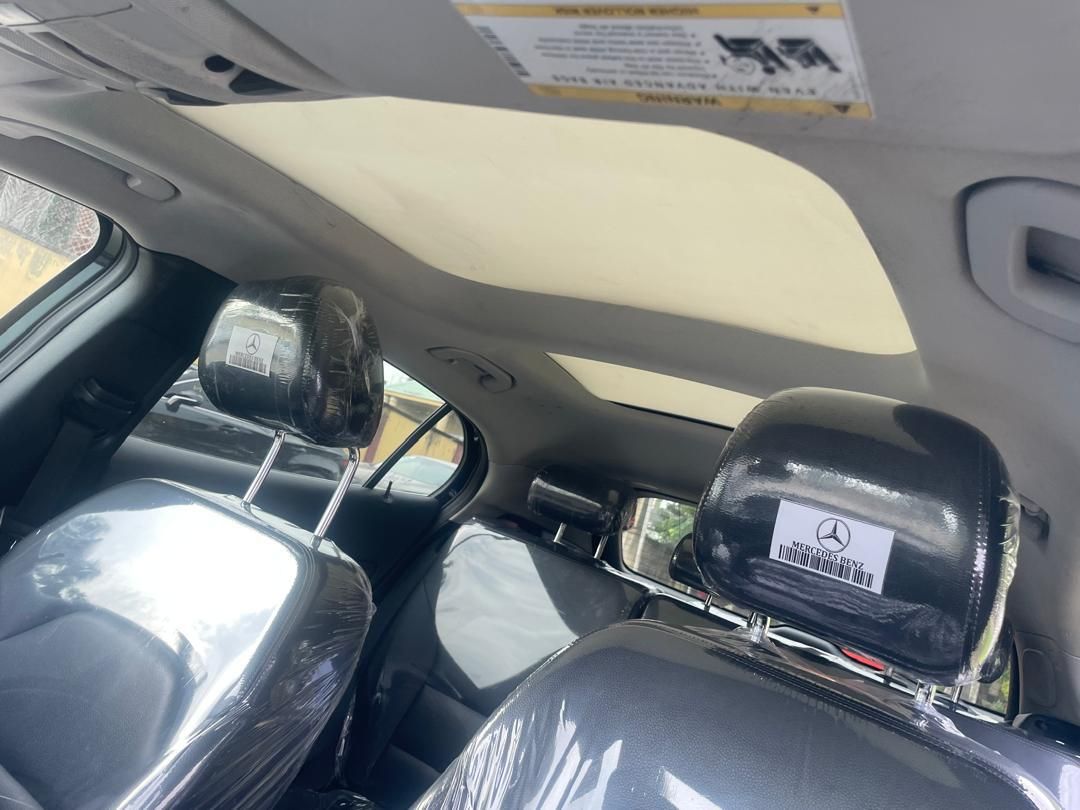 Vehicle - Image 7