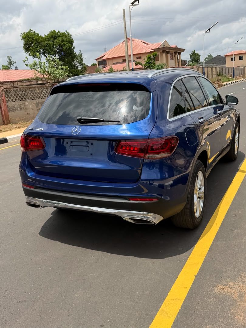 Vehicle - Image 4
