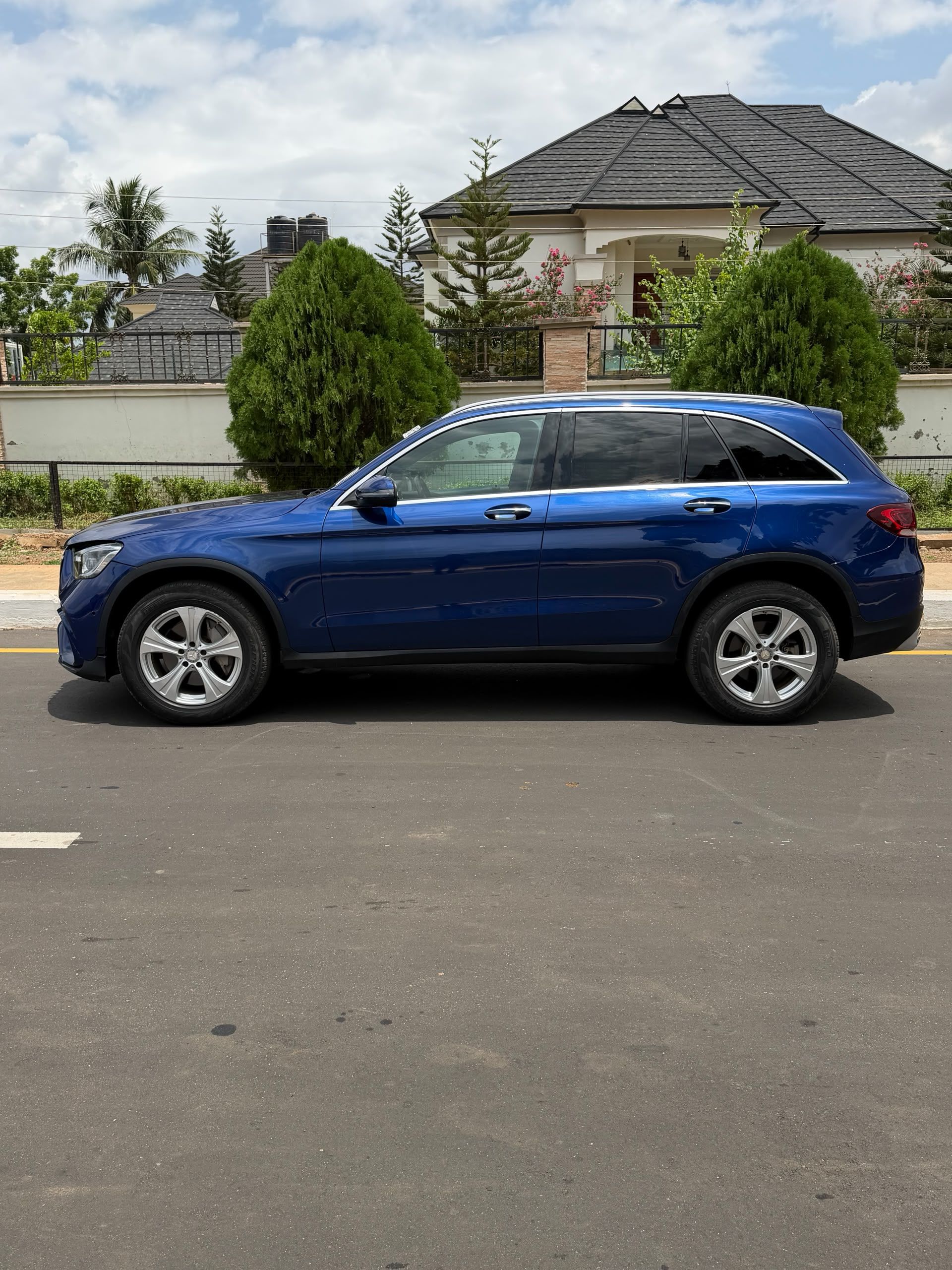 Vehicle - Image 6