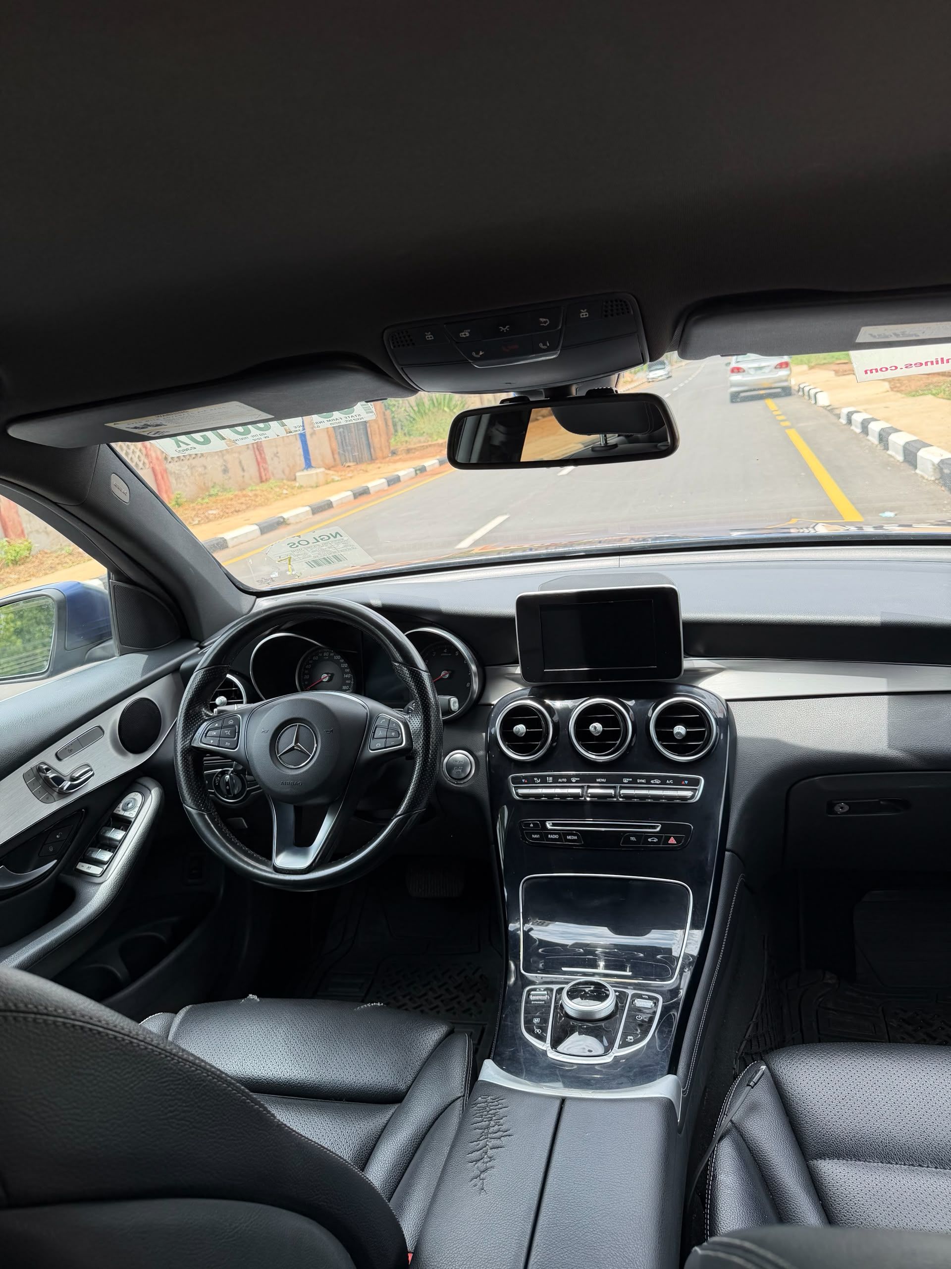 Vehicle - Image 10