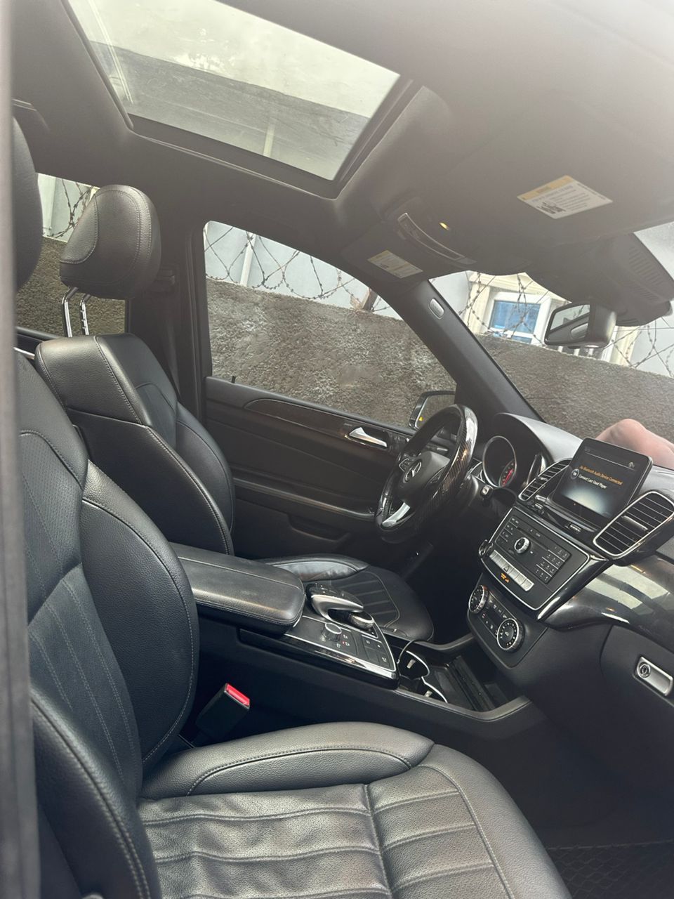 Vehicle - Image 11