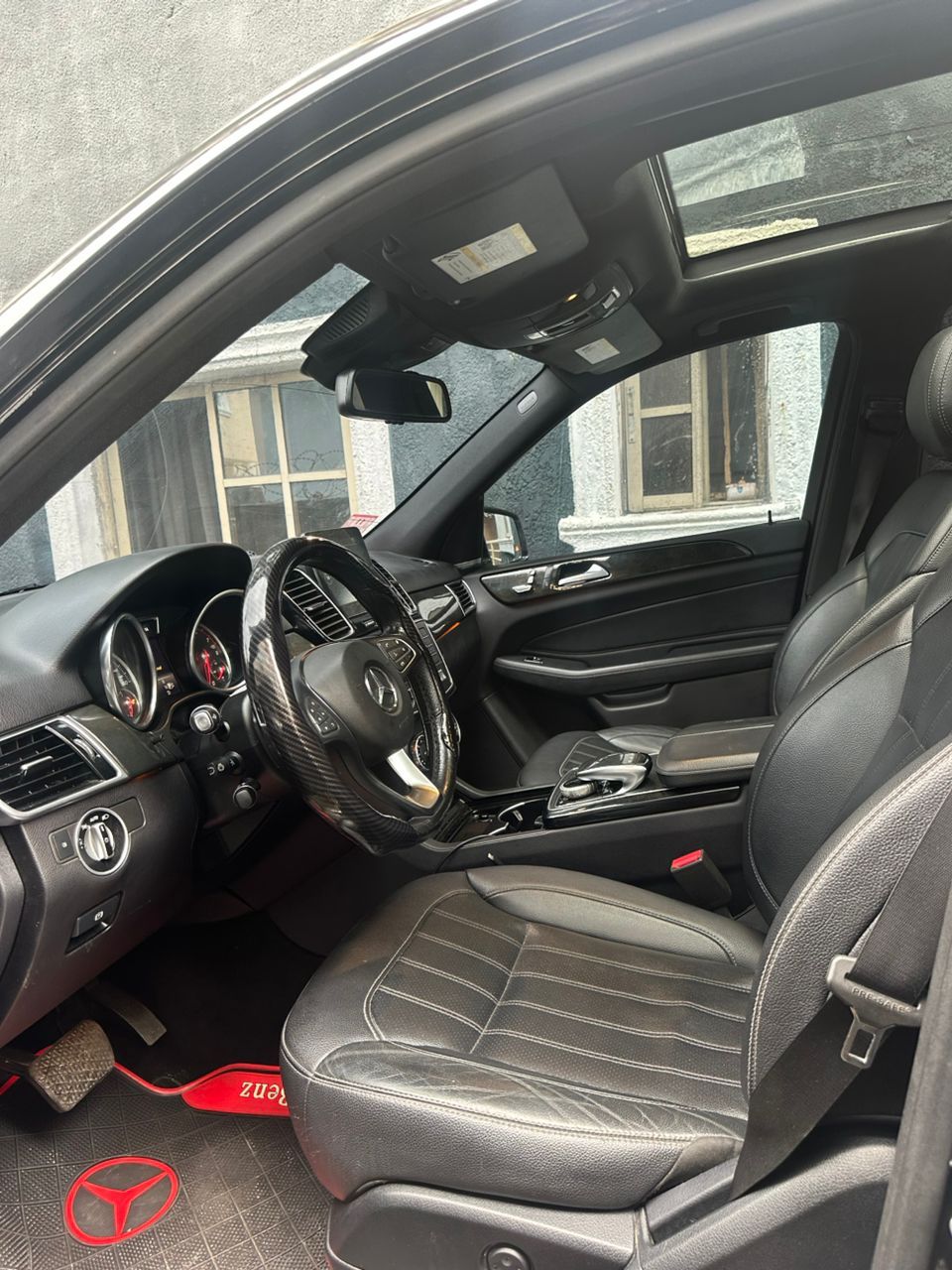 Vehicle - Image 8
