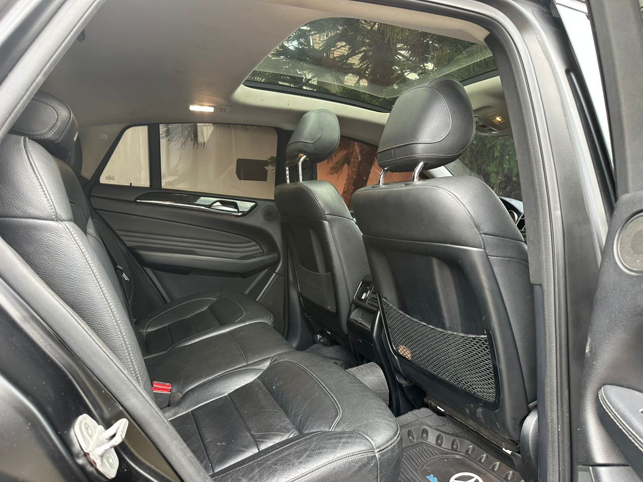 Vehicle - Image 9