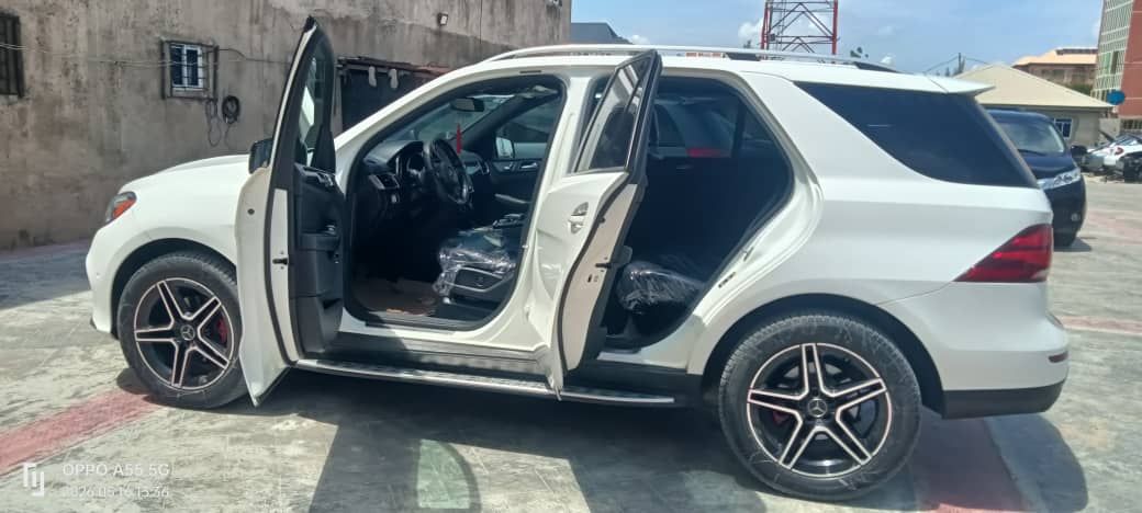 Vehicle - Image 3