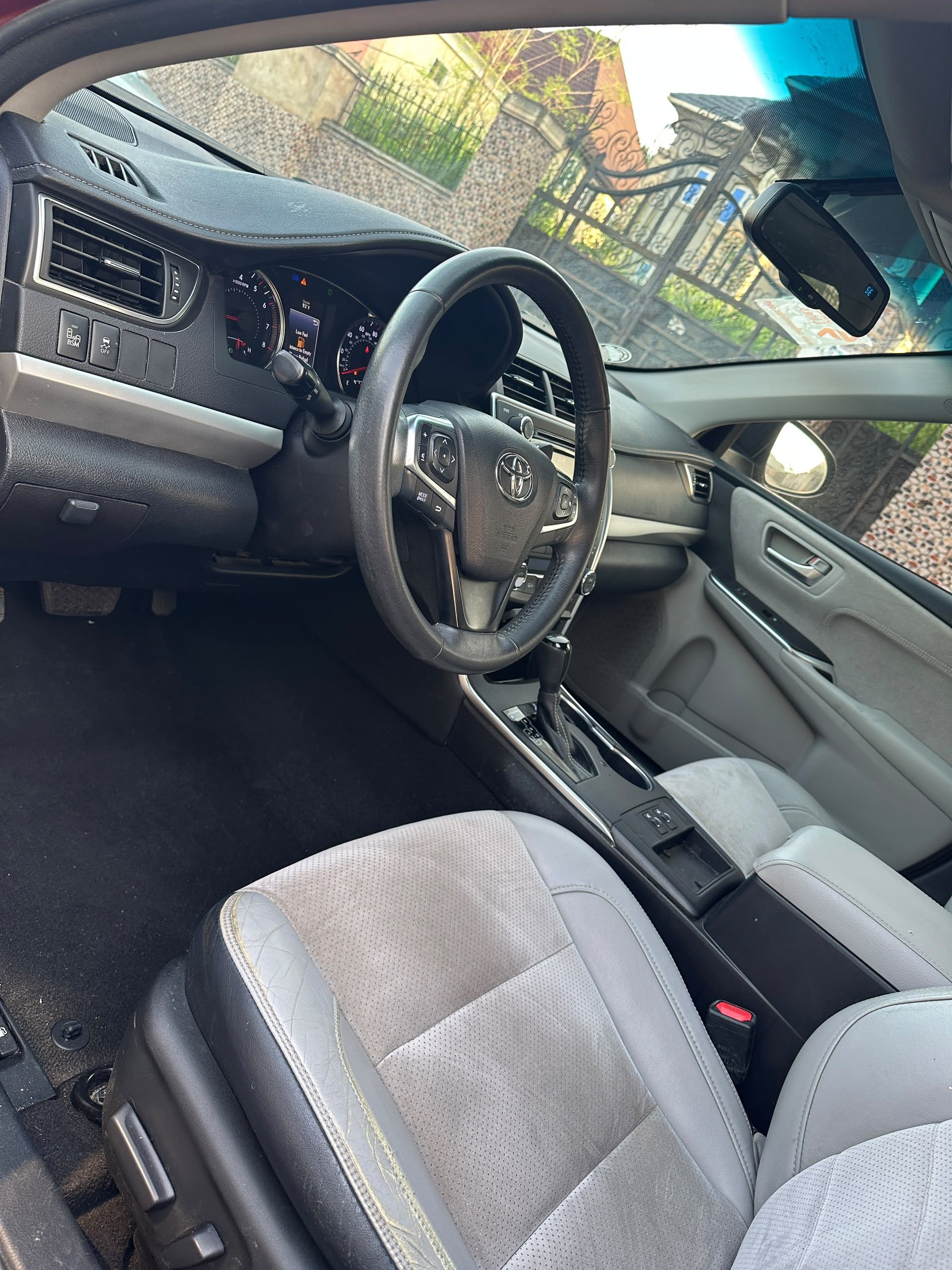 Vehicle - Image 7