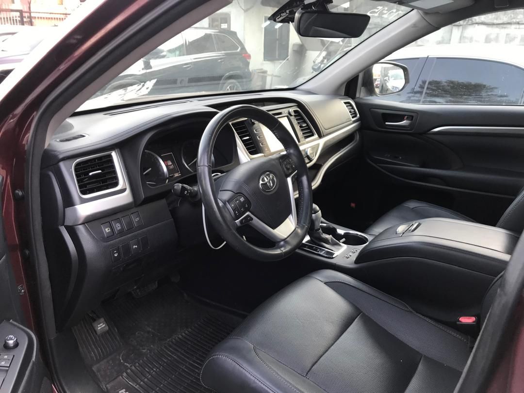 Vehicle - Image 11