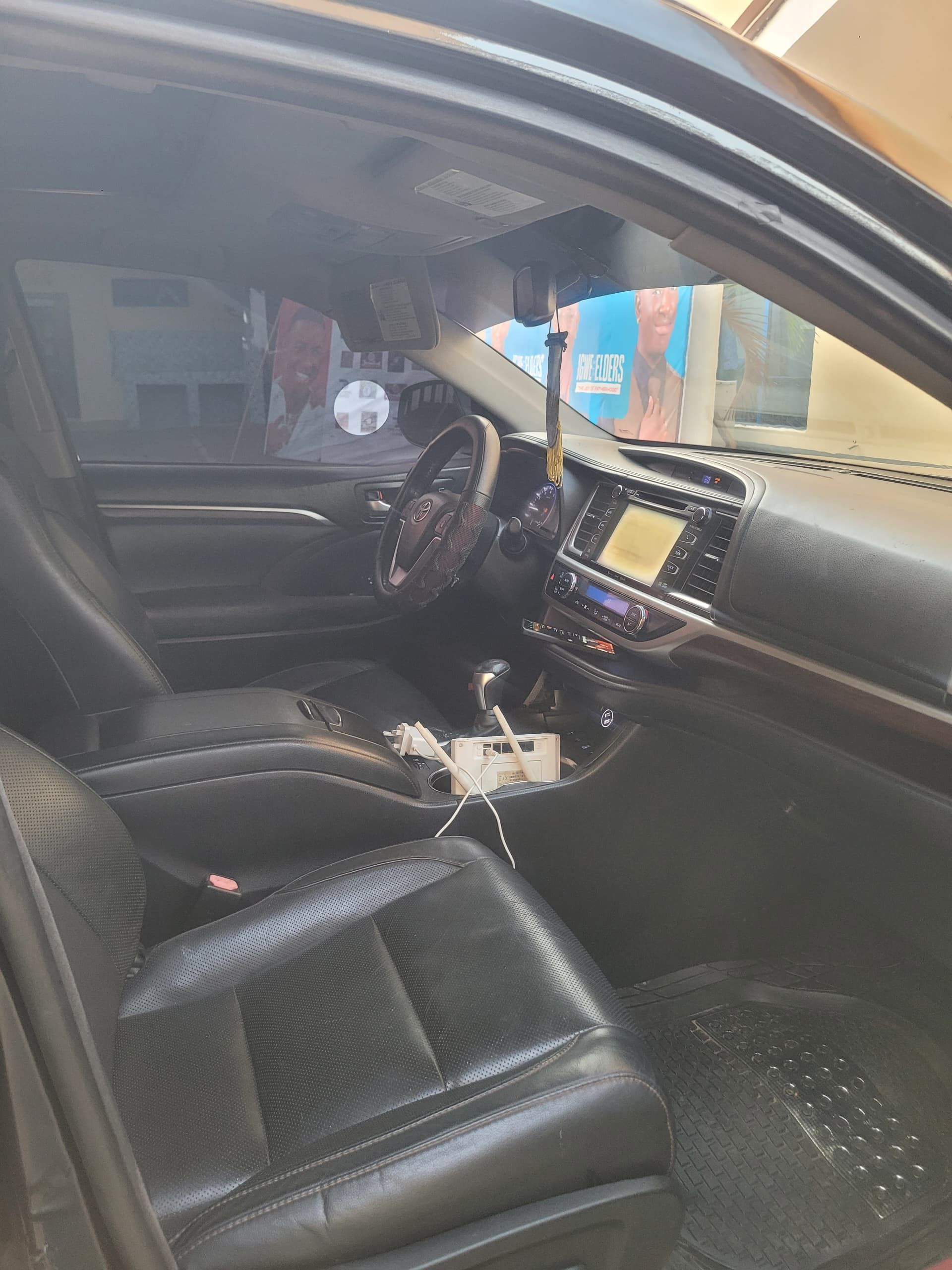 Vehicle - Image 4