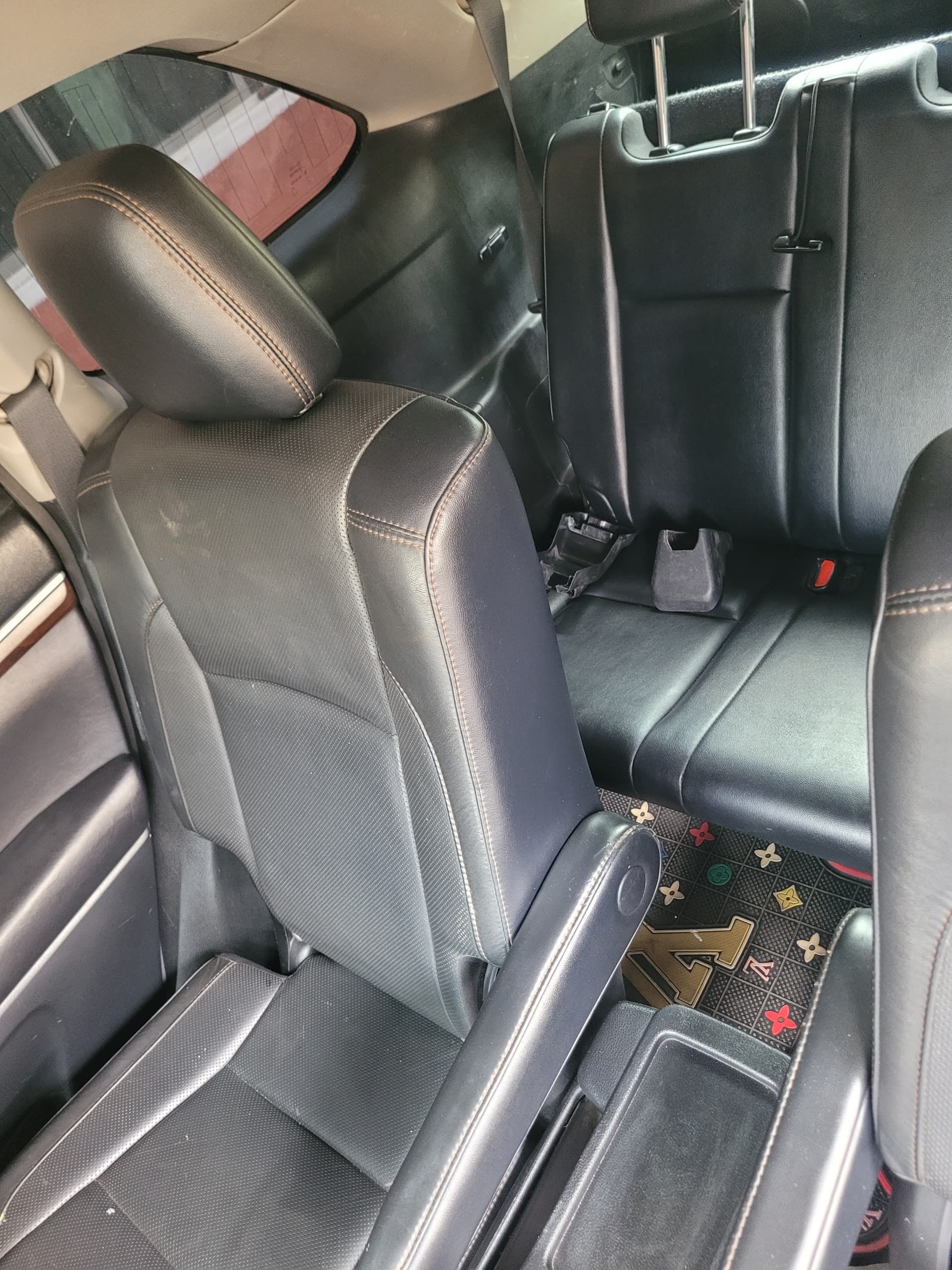 Vehicle - Image 6