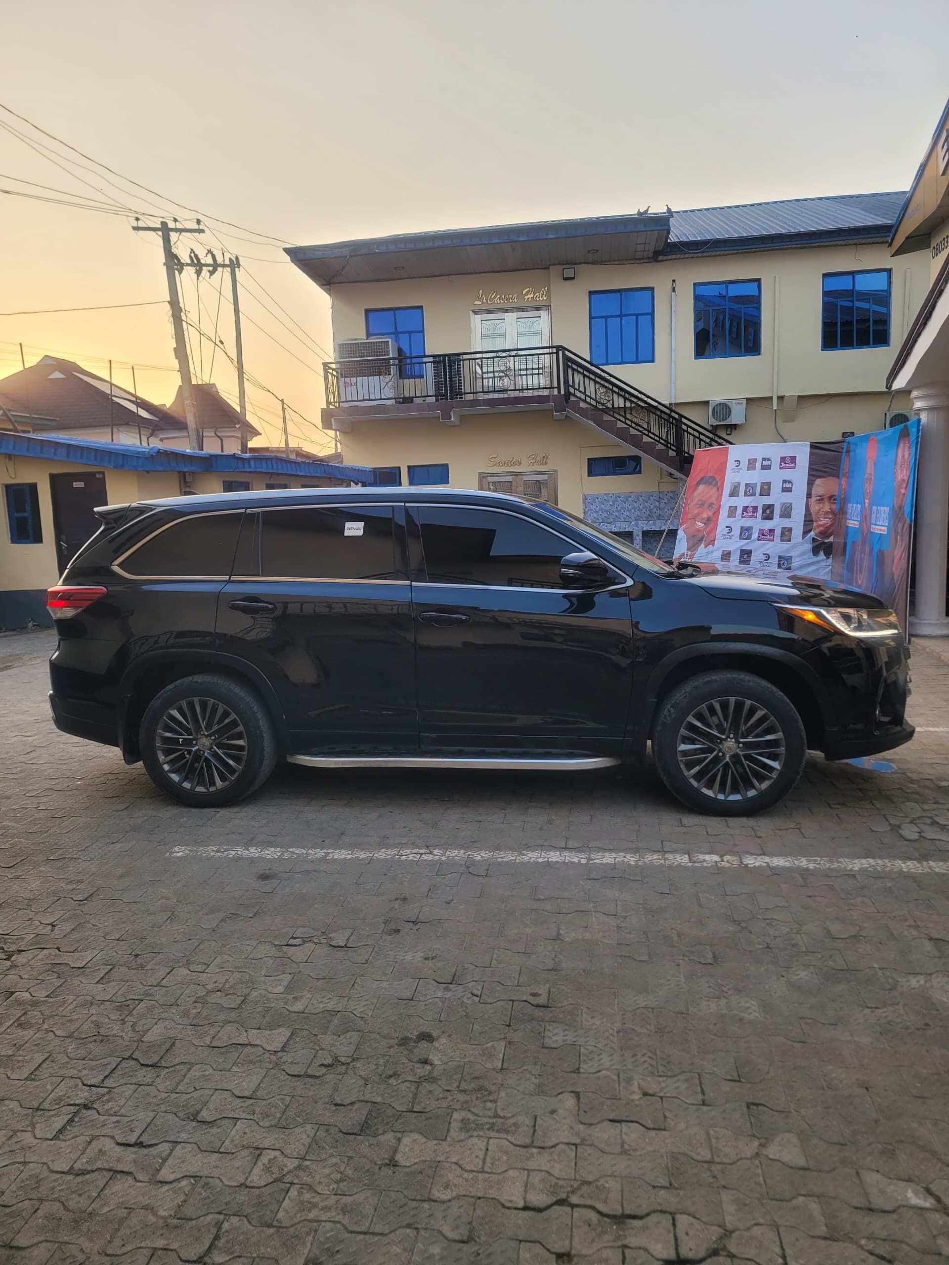 Vehicle - Image 12