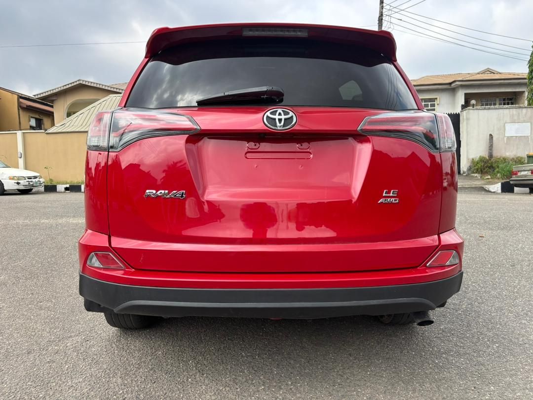 Vehicle - Image 7