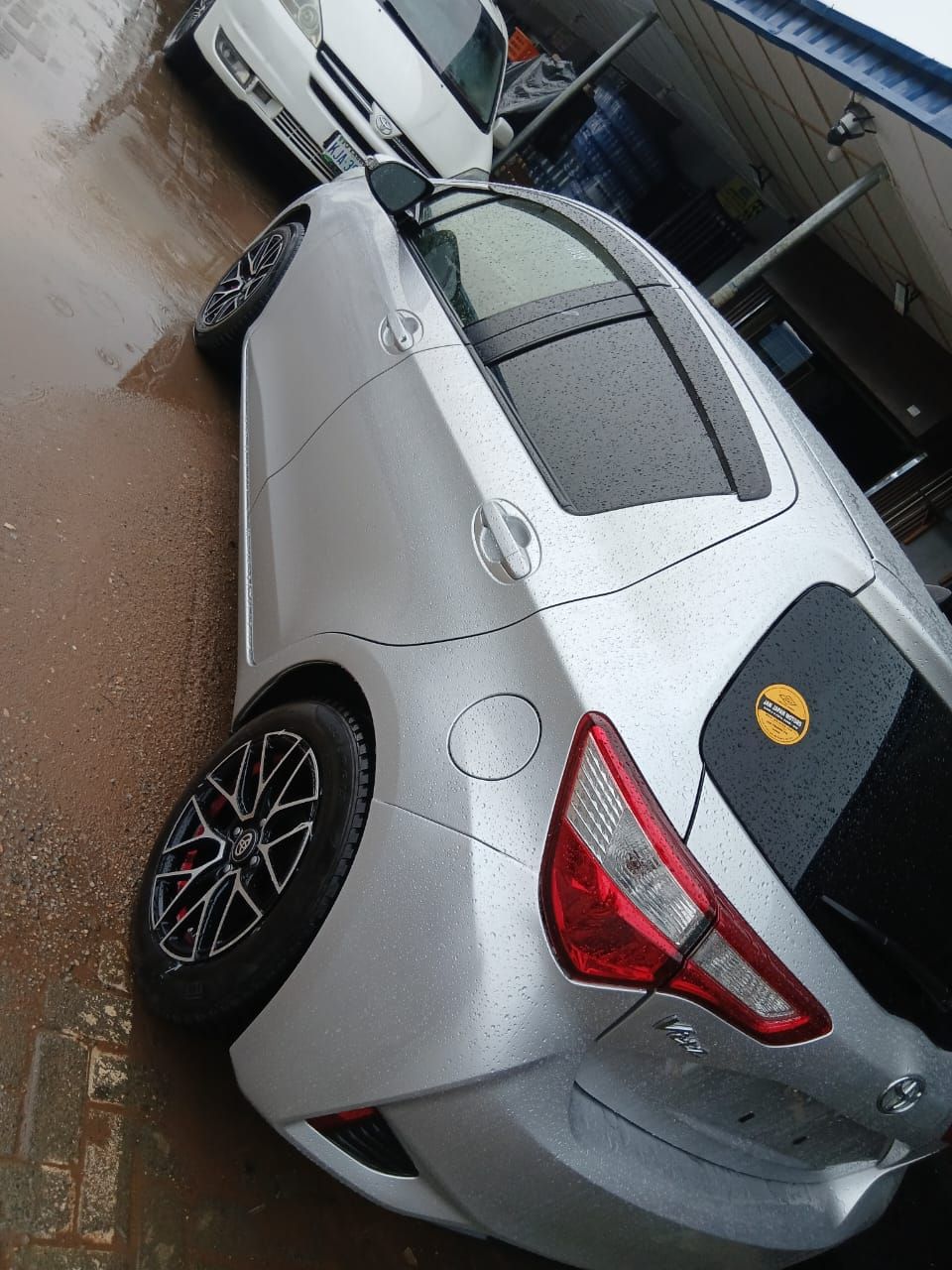 2017 Toyota Yaris - Image 1