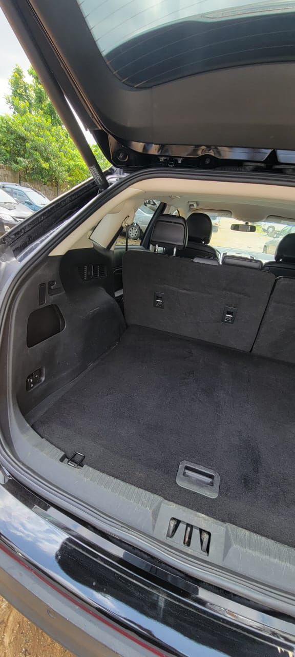 Vehicle - Image 21
