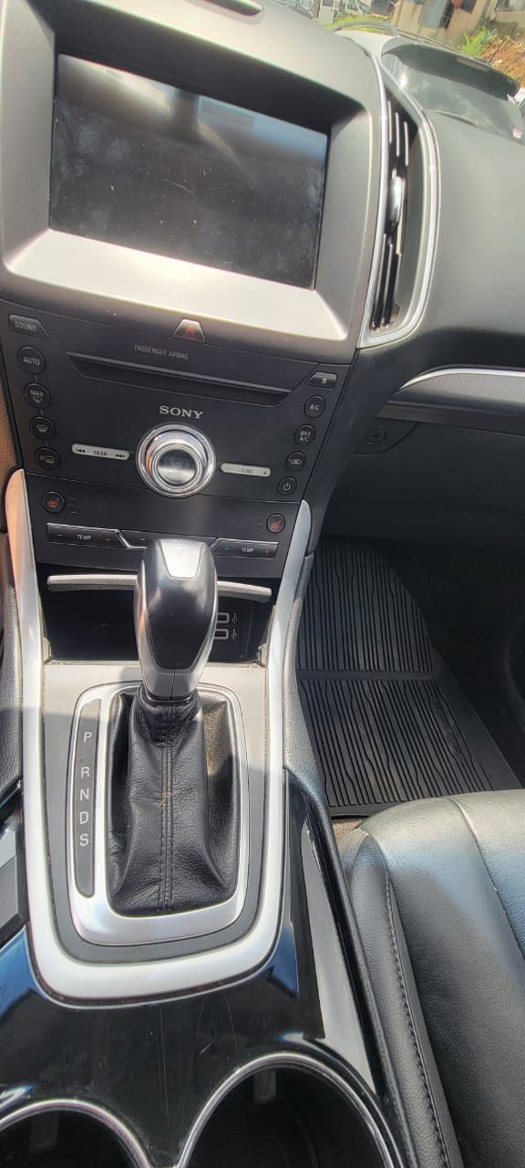Vehicle - Image 11