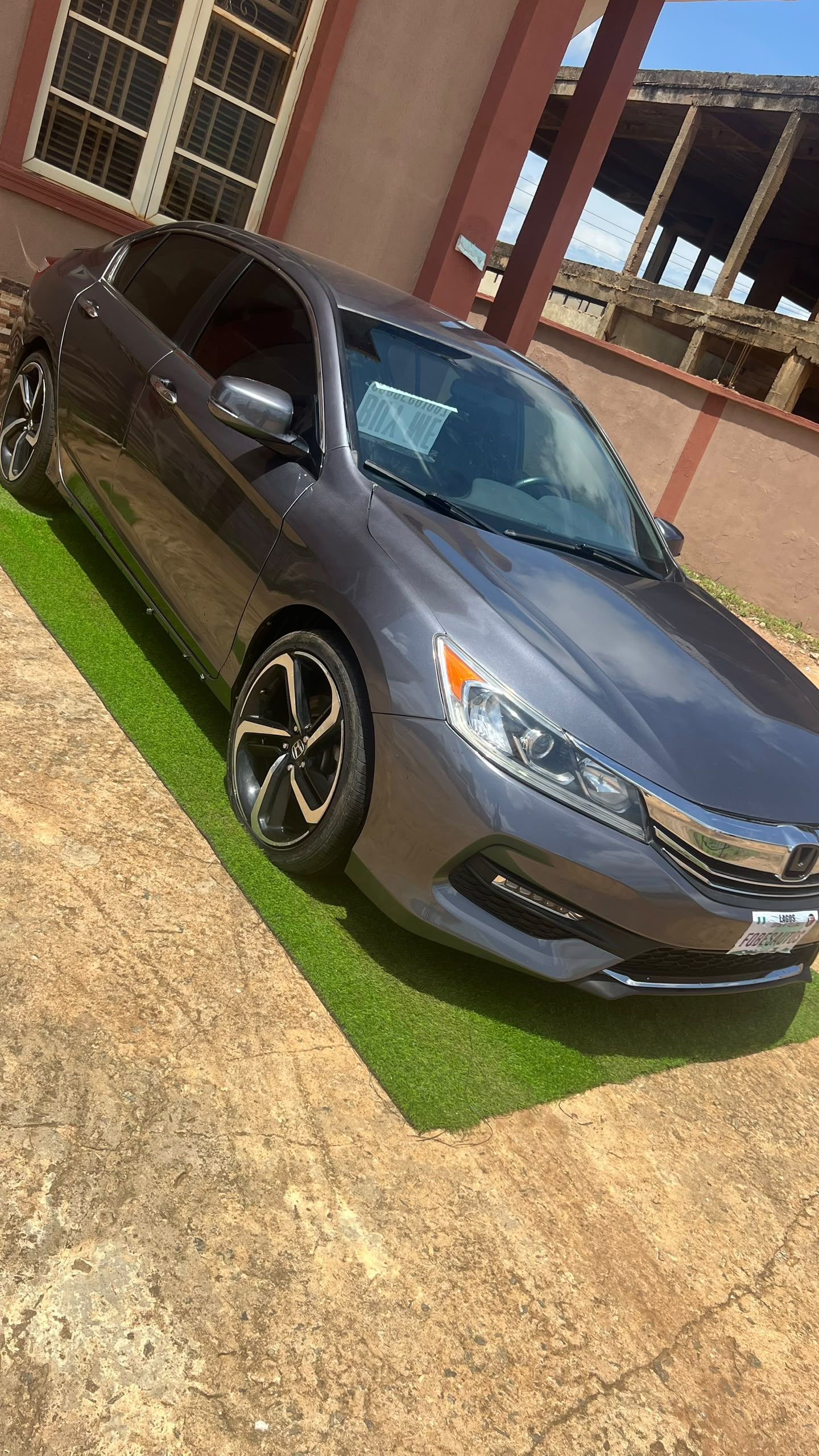 Vehicle - Image 7