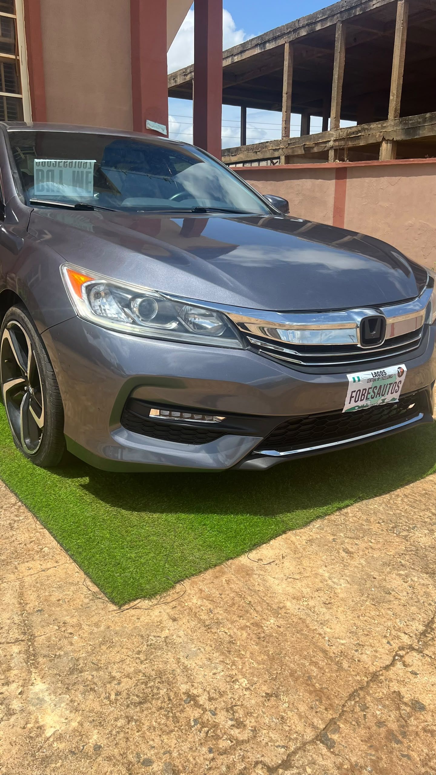 Vehicle - Image 10