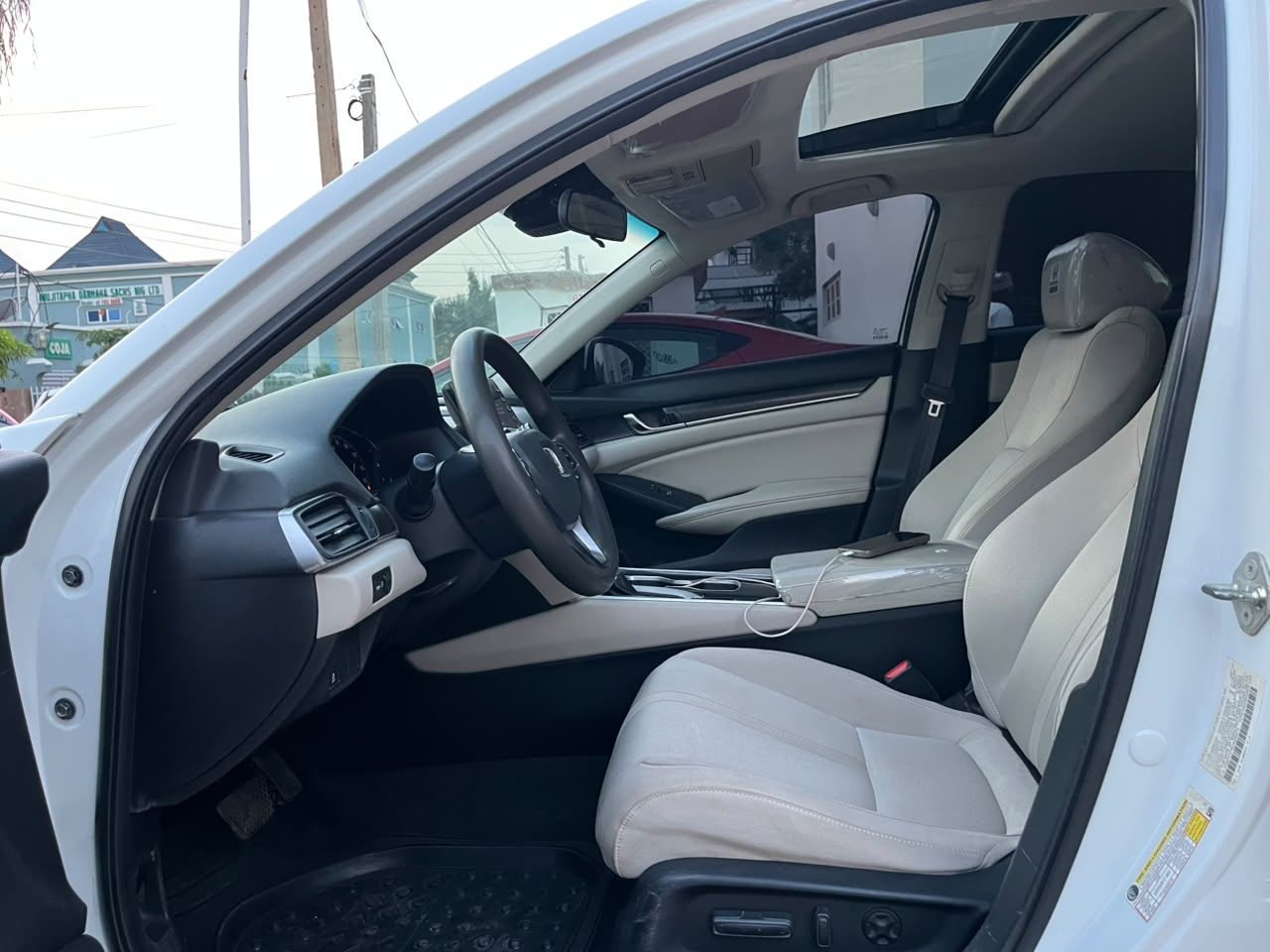 Vehicle - Image 3