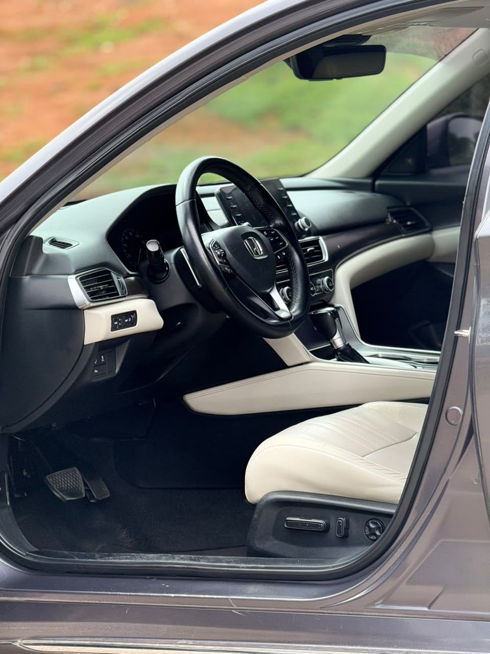 Vehicle - Image 2