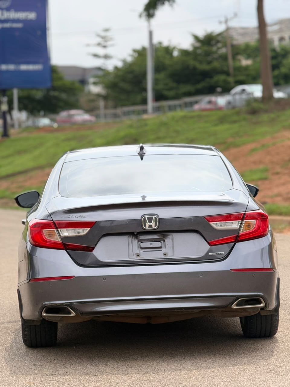 Vehicle - Image 9