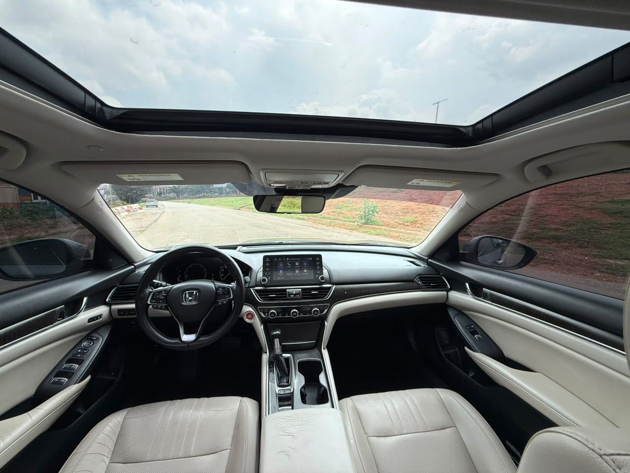 Vehicle - Image 3