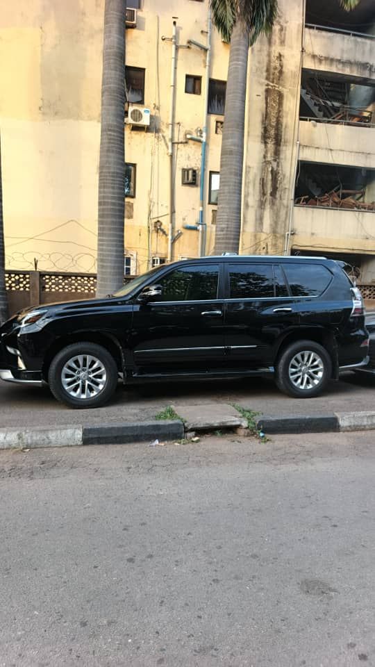 Vehicle - Image 9