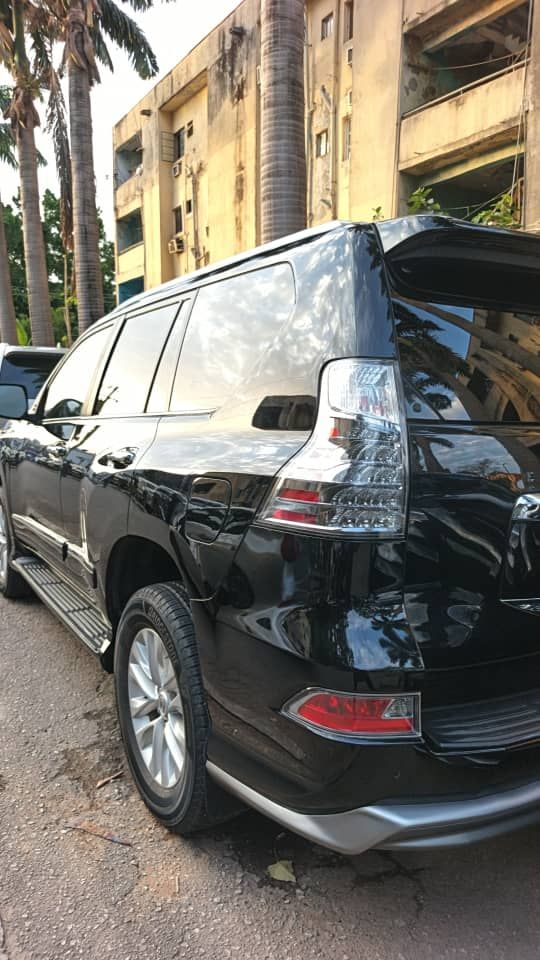 Vehicle - Image 6
