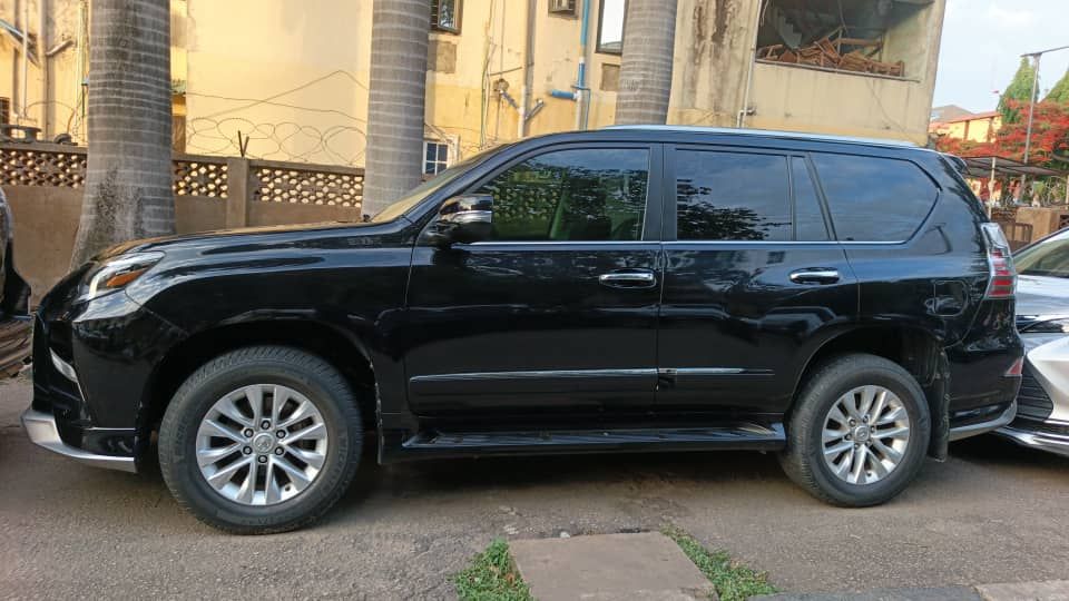 Vehicle - Image 4