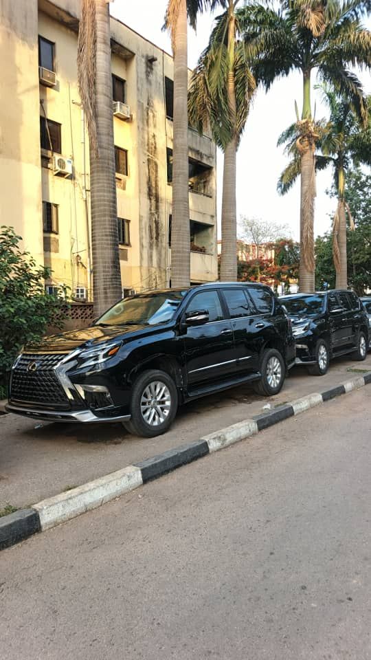 Vehicle - Image 8