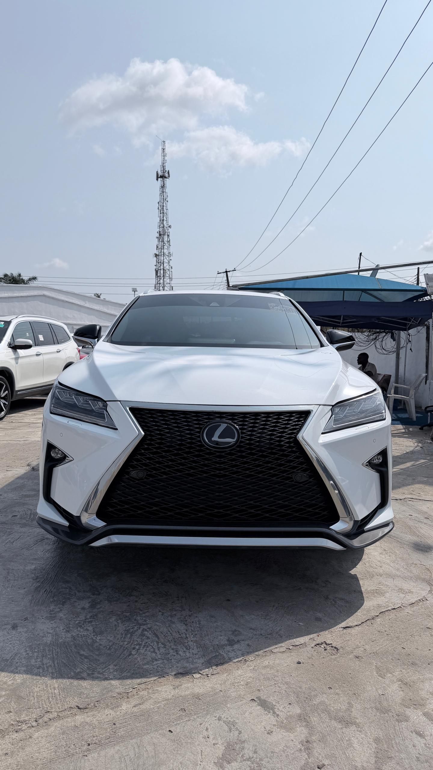 Vehicle - Image 10