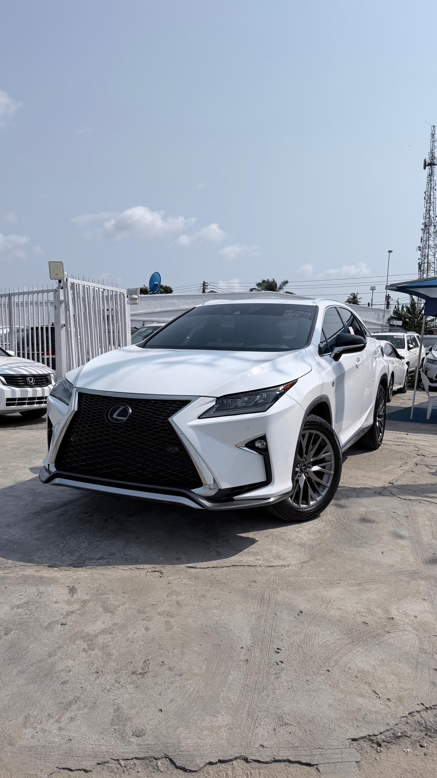 Vehicle - Image 11