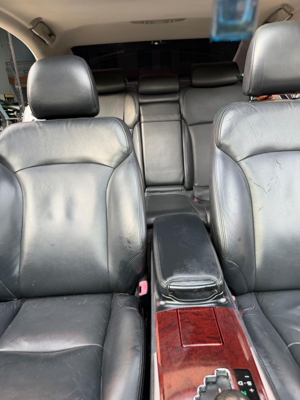 Vehicle - Image 8