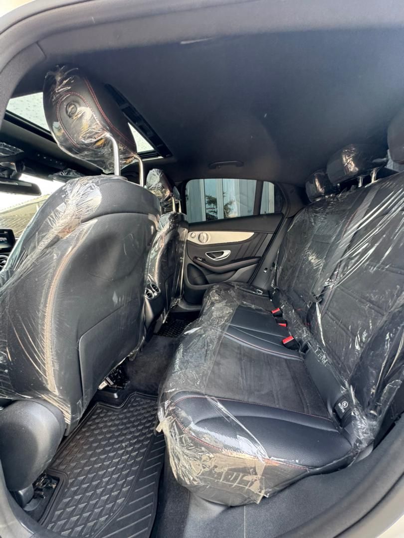Vehicle - Image 6