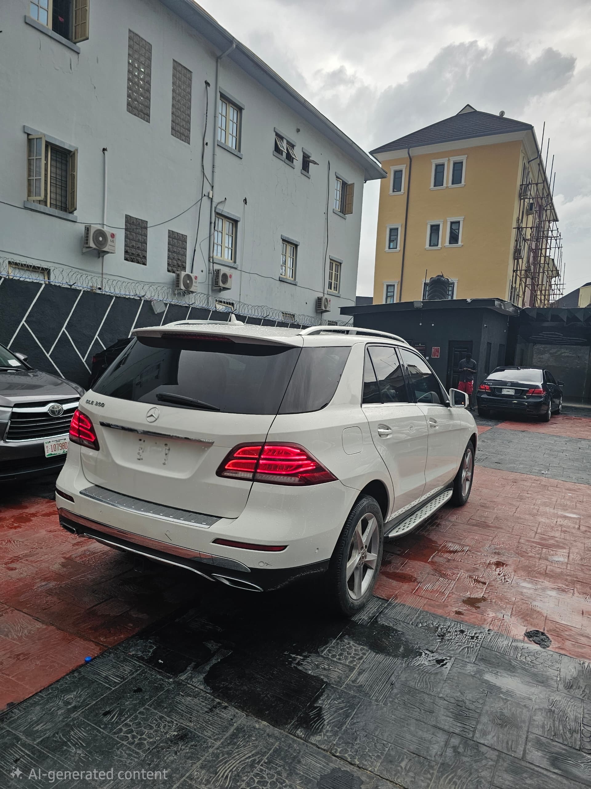 Vehicle - Image 10