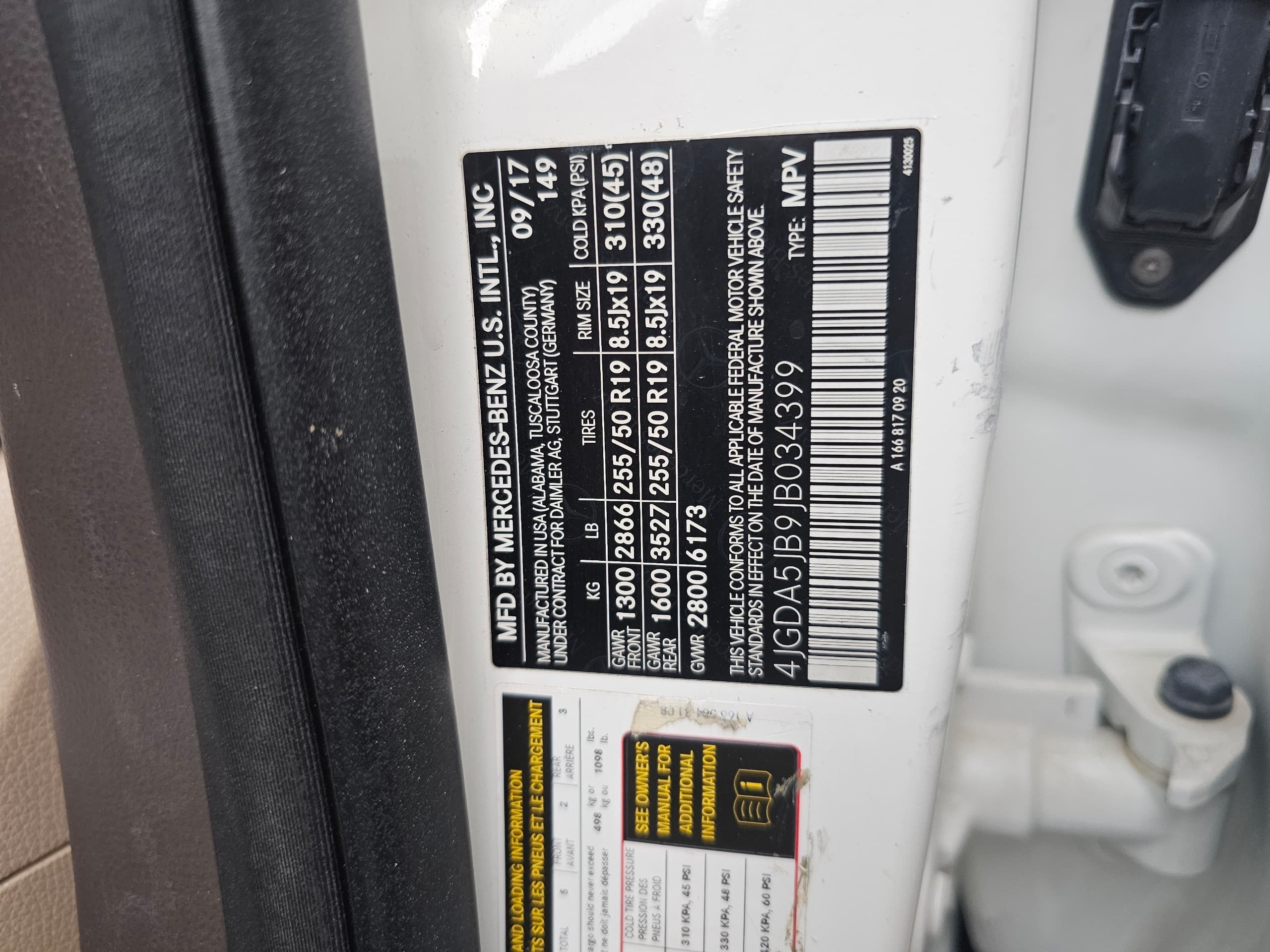 Vehicle - Image 8