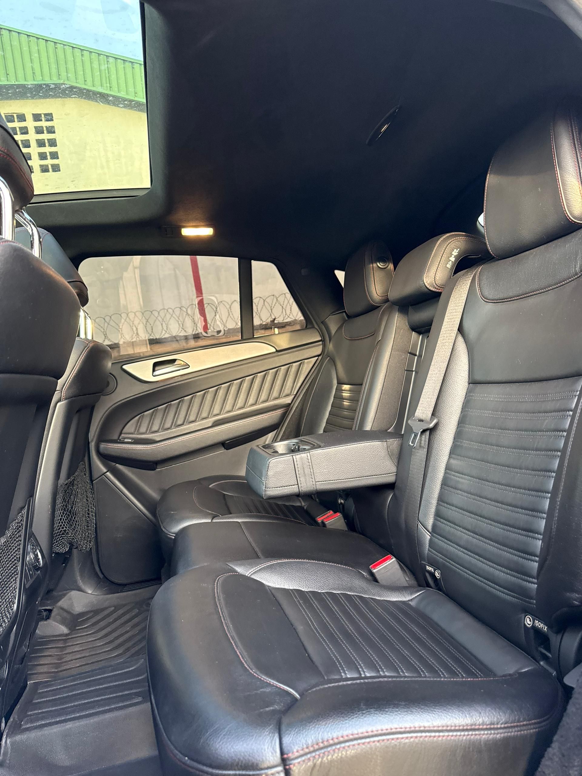 Vehicle - Image 3