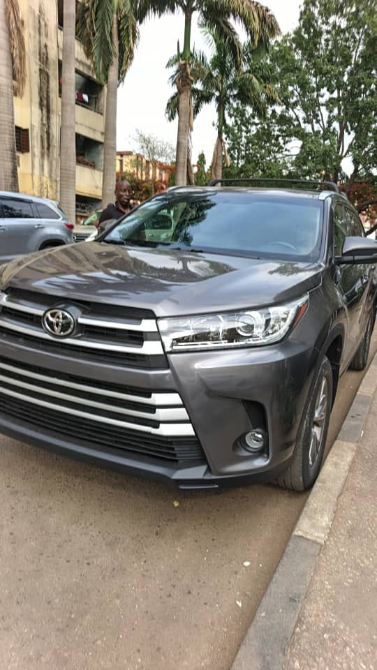 Vehicle - Image 12