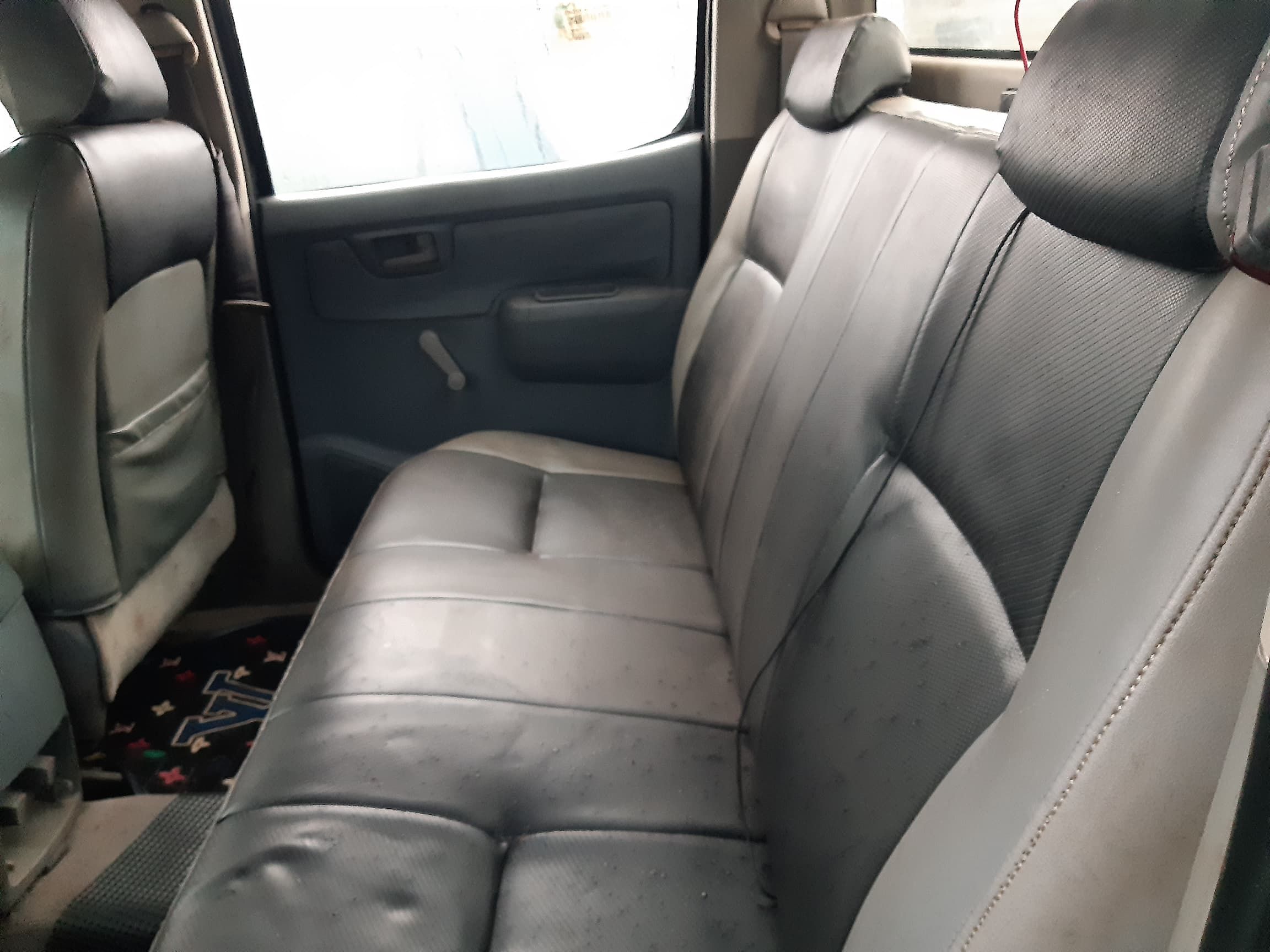 Vehicle - Image 8